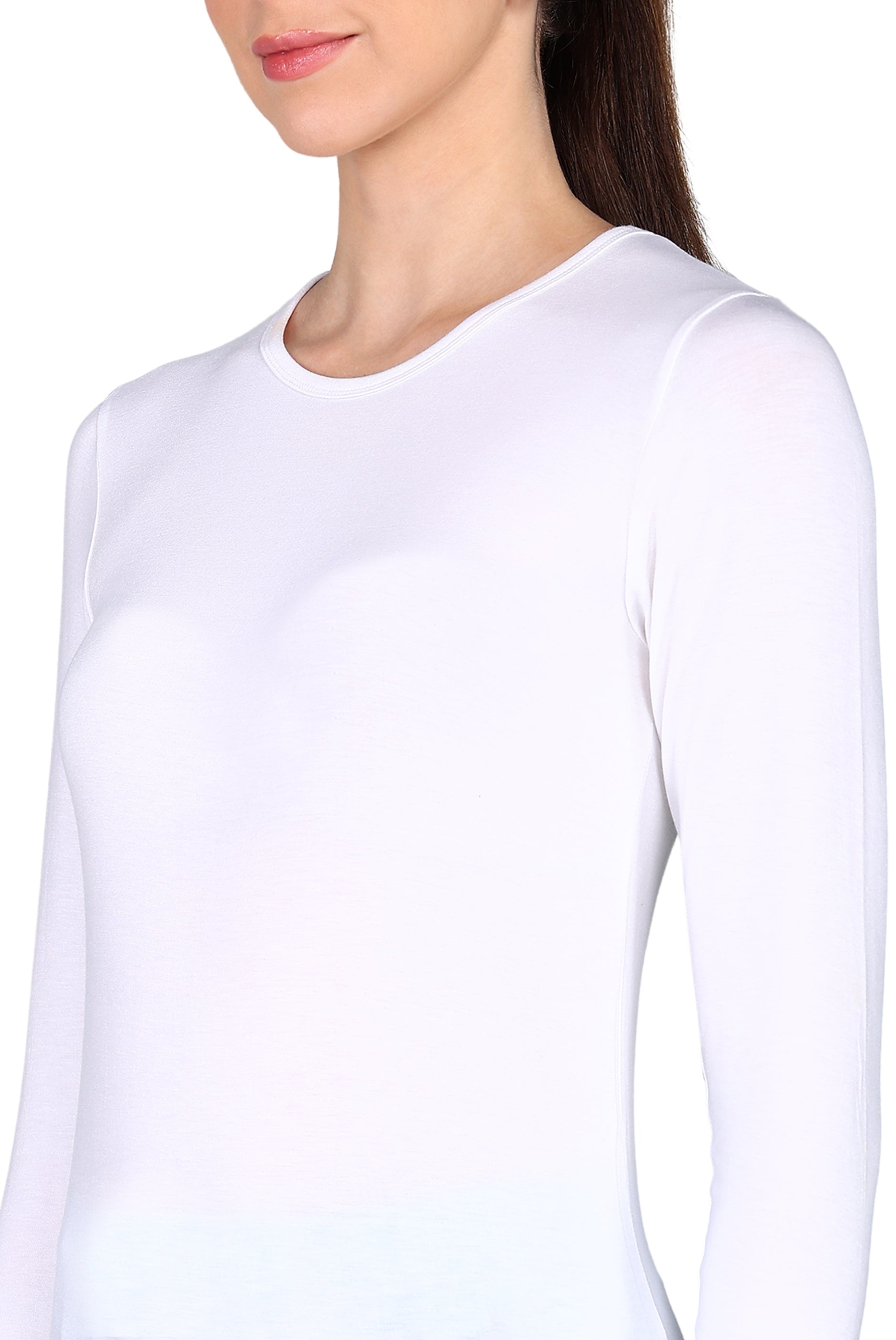 White Underscrubs For Women Roundneck- Supermedic